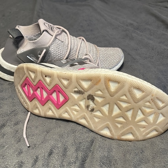 Adidas - Picture 4 of 6